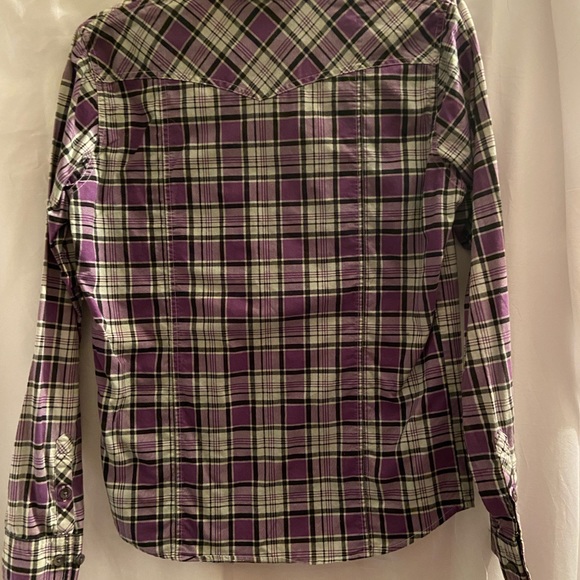 SALE: Ladies plaid shirt blouse Size small - Picture 4 of 7